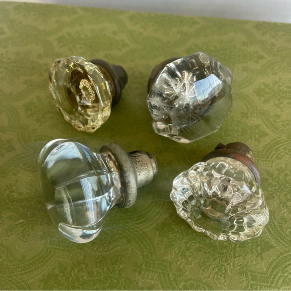 Vintage Glass Door Knobs - Picture 2 of 11